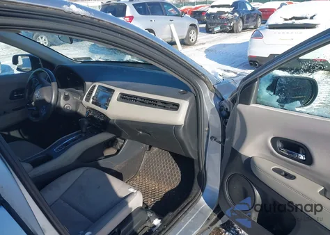 2018 Honda Hr-V Lx from USA, damaged, VIN 3CZRU6H3XJG709023